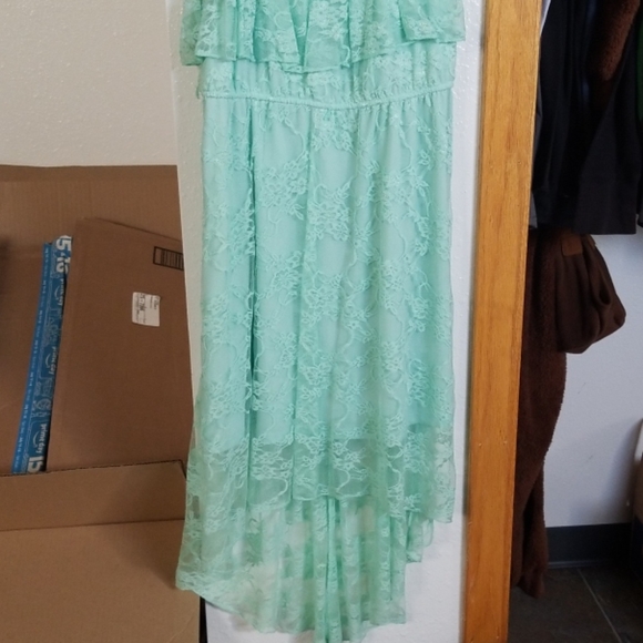 Teal lace dress. - Picture 2 of 2